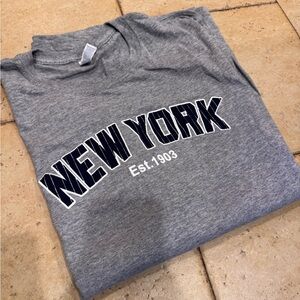 Gray New York Yankees Pinstripe Graphic T-Shirt NWOT